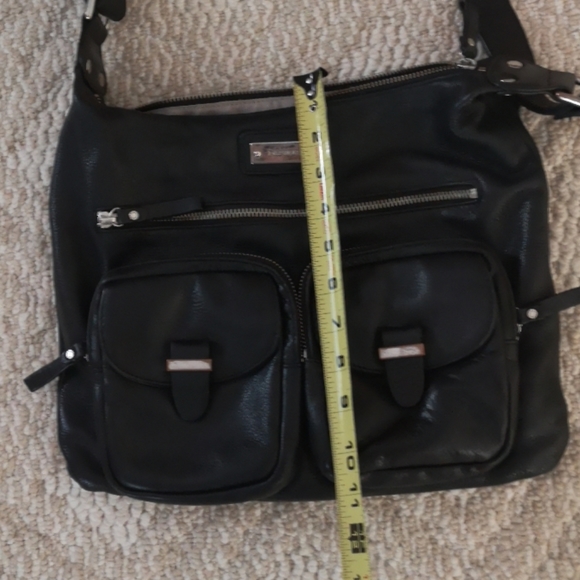 Danier Leather Black Shoulder Bag - Picture 9 of 9